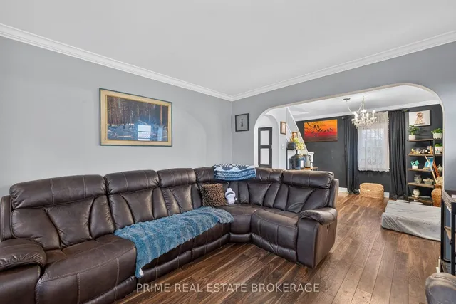 586 Cheapside St, London East 5