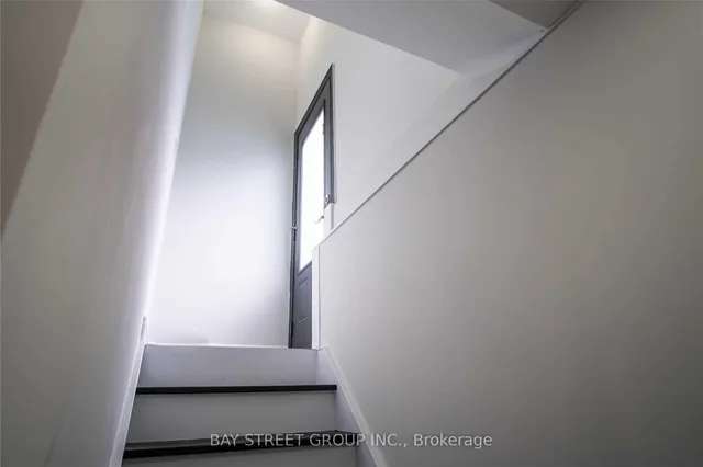 351 East 27th St, Hamilton 5