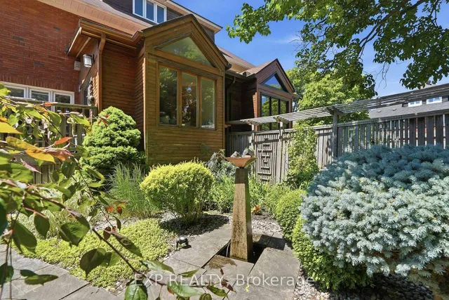 421 Hamilton Ave, Ottawa 3