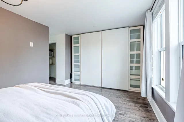 425 English St, London East 5