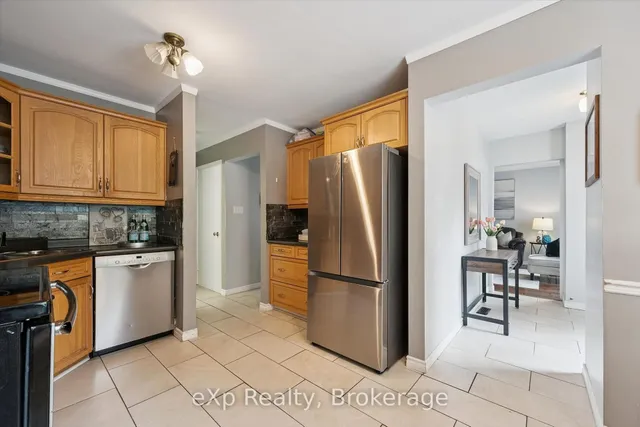 45 Marksam Rd #129, Guelph 3