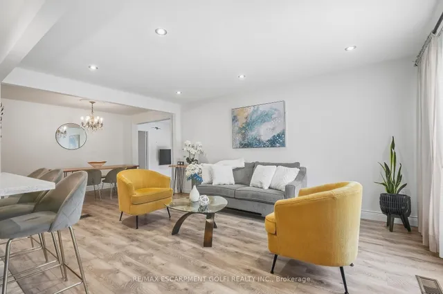 215 WEST 33RD St, Hamilton 5