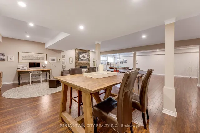 213 Edgewater Cres, Kitchener 5