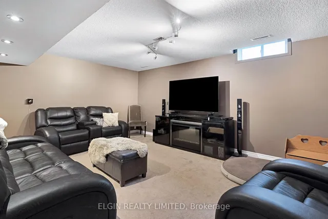 18 Goldenrod Crt, St. Thomas 5