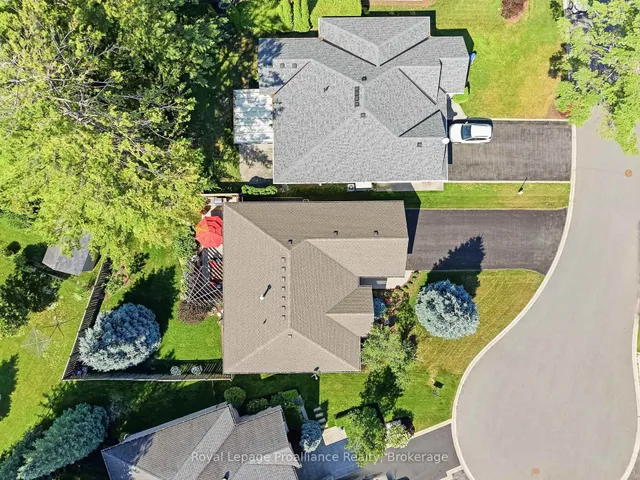 4 Birch Crt, Brighton 3