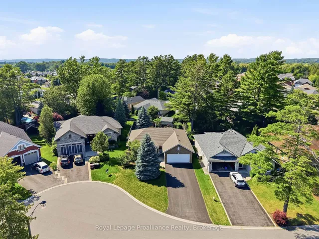 4 Birch Crt, Brighton 4