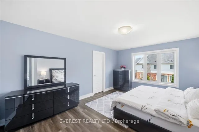2149 Tokala Tr, London North 4