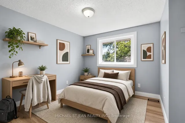 27 Cummington Pl, Welland 4