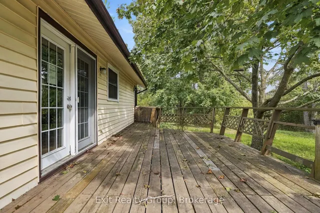 31 Ridge Rd, Prince Edward County 5