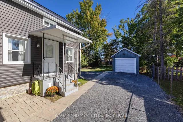 205 Centre St, Greater Napanee 4