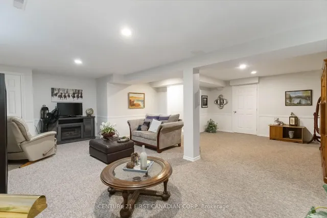 140 McGarrell Dr #4, London North 5
