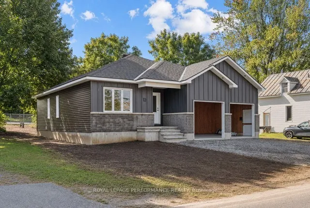 12 Mechanic St, North Glengarry 5
