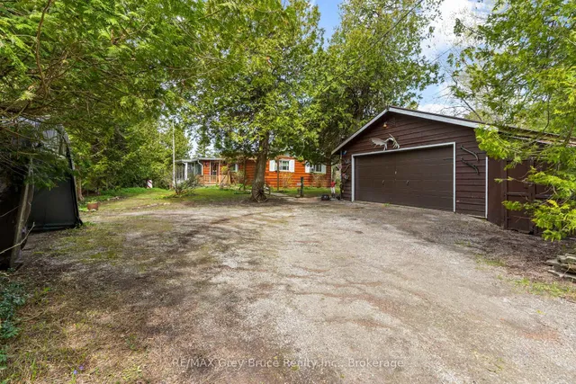 28 Stewarts Pt, Northern Bruce Peninsula 3