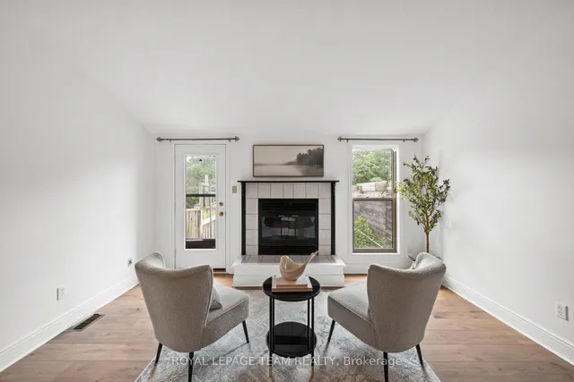 5744 Andrasi Cres #B, Osgoode 5