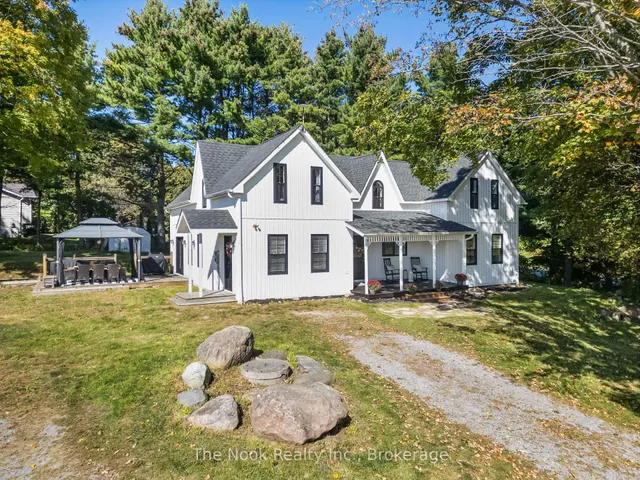 4200 Rice Lake Dr, Hamilton Township 4