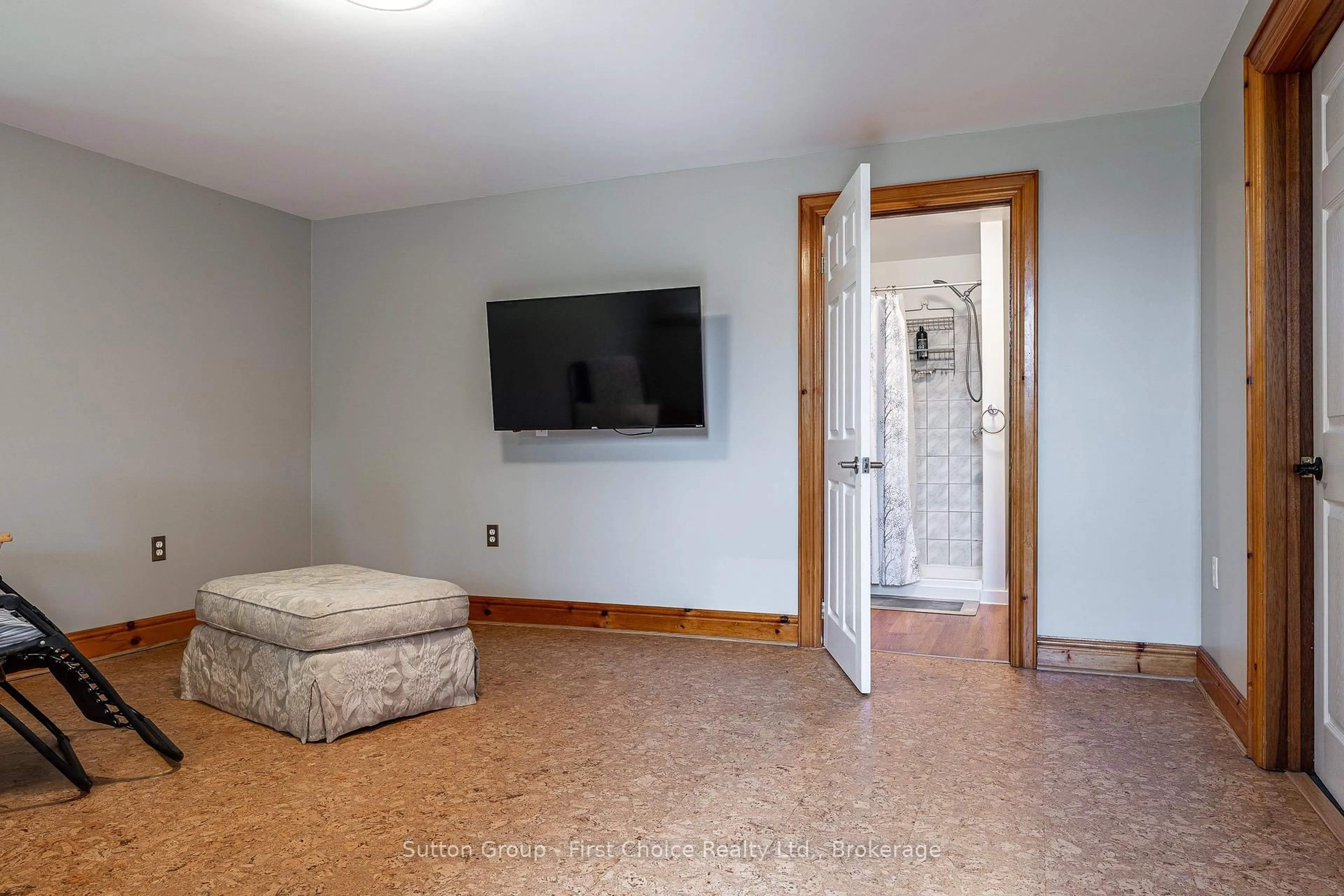 trreb/IMG-X13817844_2df57f15-d4ef-4f36-bc61-7c20df6e0c21-l.jpg