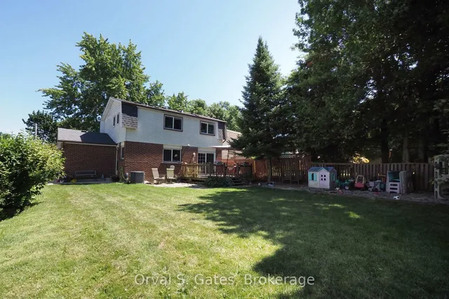 3 Queensdale Cres, Guelph 2