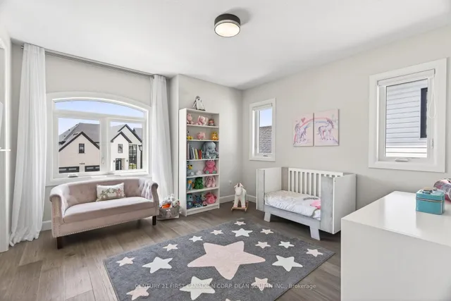 7251 Silver Creek Circ, London South 5