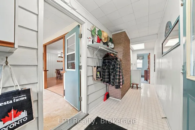 159 Point Pleasant Lane, Prince Edward County 5
