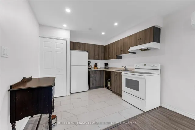 28 Victoria Ave #311, Hamilton 4