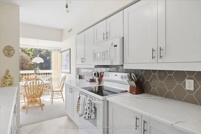 40 Auburn St #207, Peterborough 5