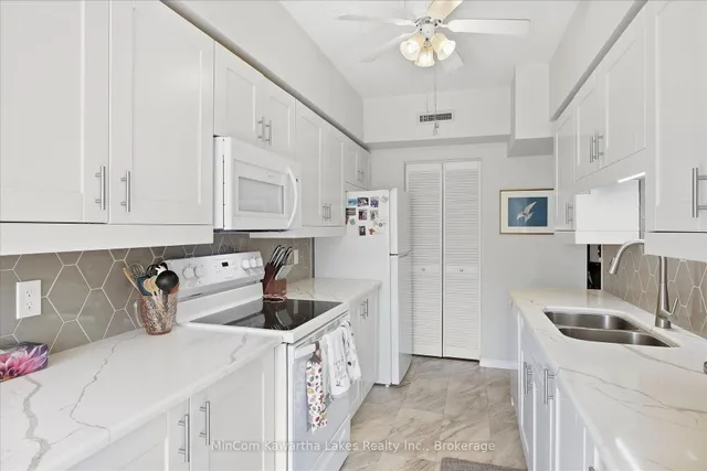 40 Auburn St #207, Peterborough 4