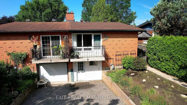 2064 St Laurent Blvd, Ottawa 5