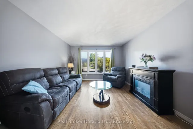 11 Dundas St, Brant 2