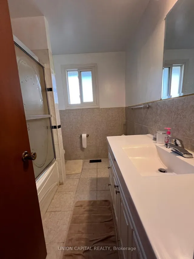 2 Shetland Cres, St. Catharines 4