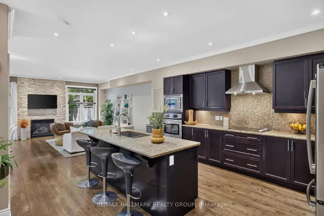 856 Norton Ave, Ottawa 4