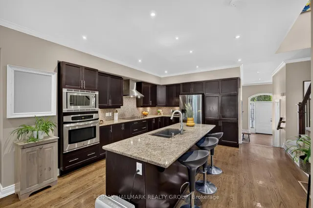856 Norton Ave, Ottawa 5