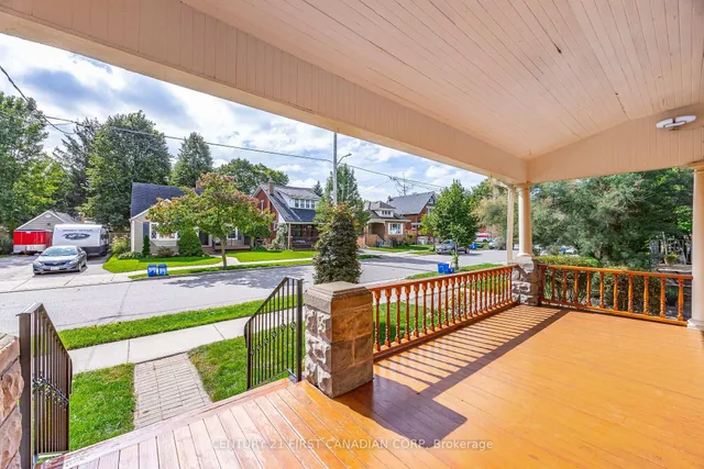 60 Beattie Ave, London East 3