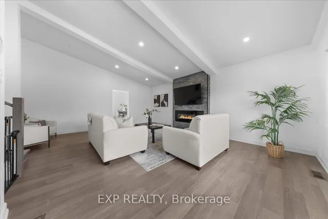 2940 Prince Of Wales Dr, Ottawa 3
