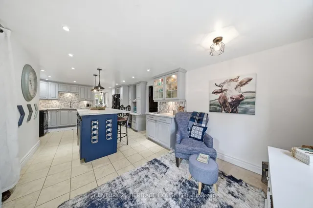 62 East Ave, Brantford 2
