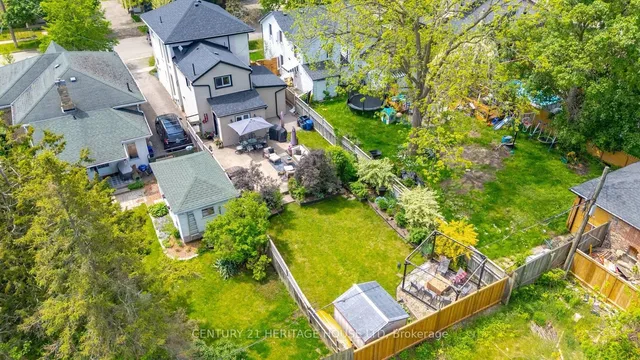 62 East Ave, Brantford 5