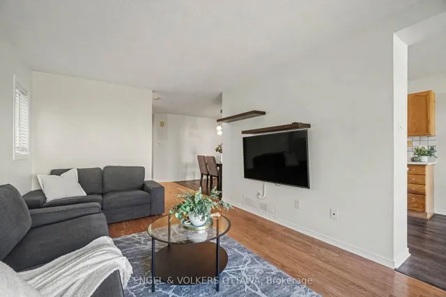 11 Longshire Circ, Ottawa 4