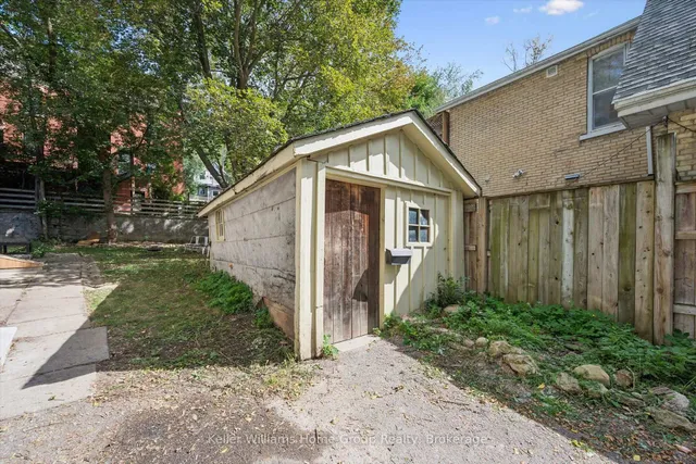 37 Arthur St, Guelph 3