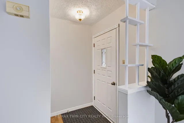 33 Coachwood Rd, Brantford 4