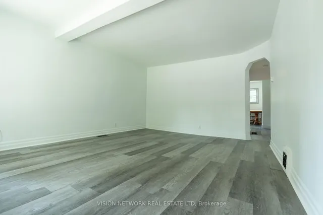 35 Paddington Ave, London South 3