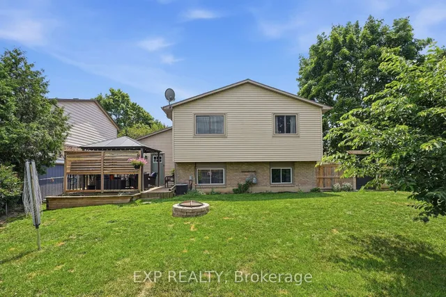 72 Crestlynn Cres, Norfolk 5