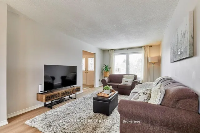 34 Cedar Crt, Kawartha Lakes 3