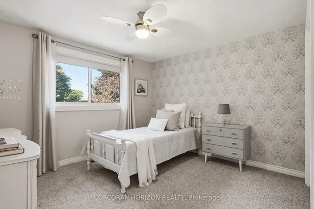 26 Alexander Ave, Cambridge 4