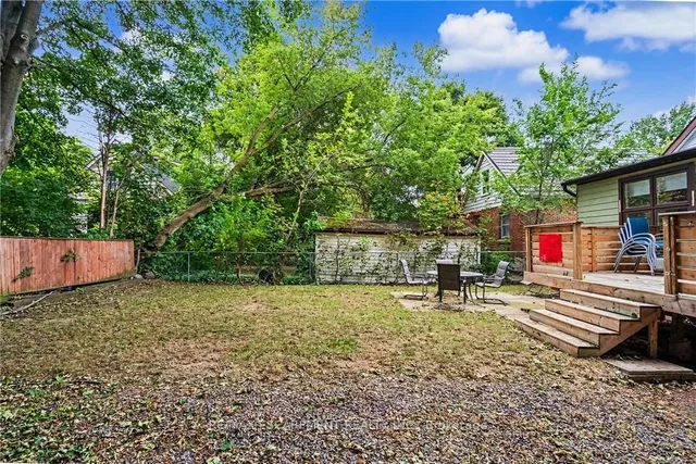15 Mapes Ave, Hamilton 5