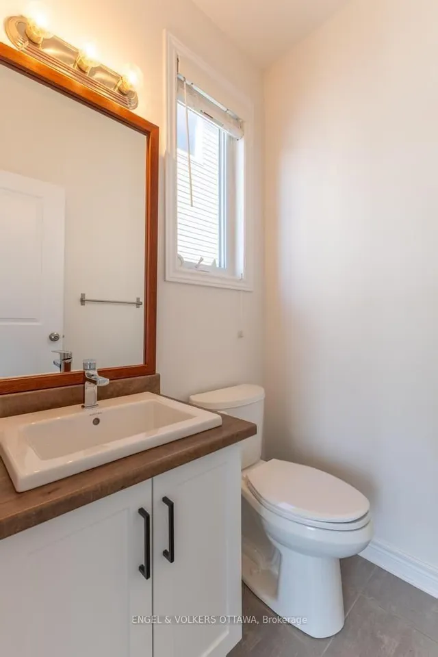 33 McPhail Rd, Carleton Place 5