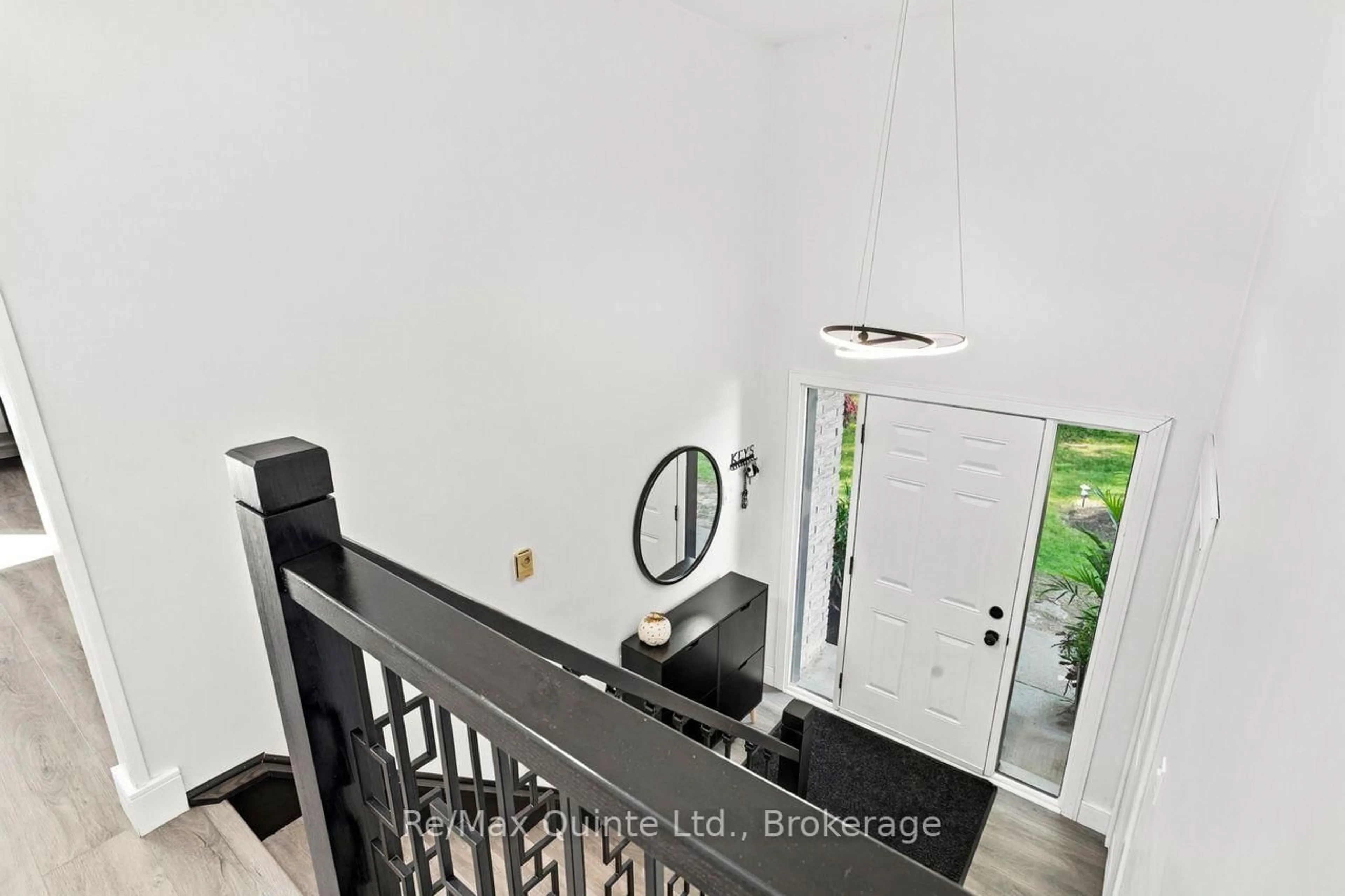 trreb/IMG-X13820210_3d61b94c-59e4-4af8-90db-c97cbc767c7e-l.jpg