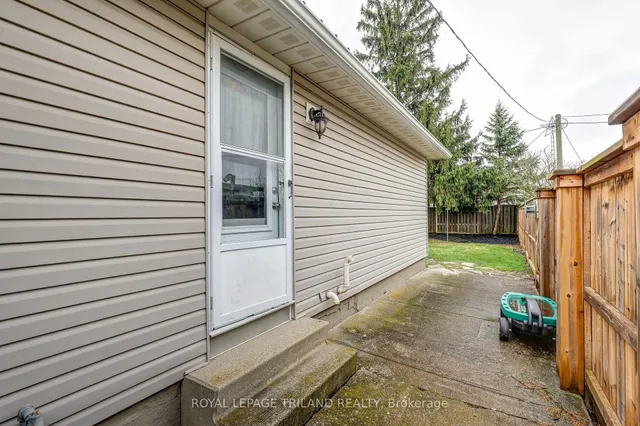 58 VANBUSKIRK Dr, St. Thomas 3