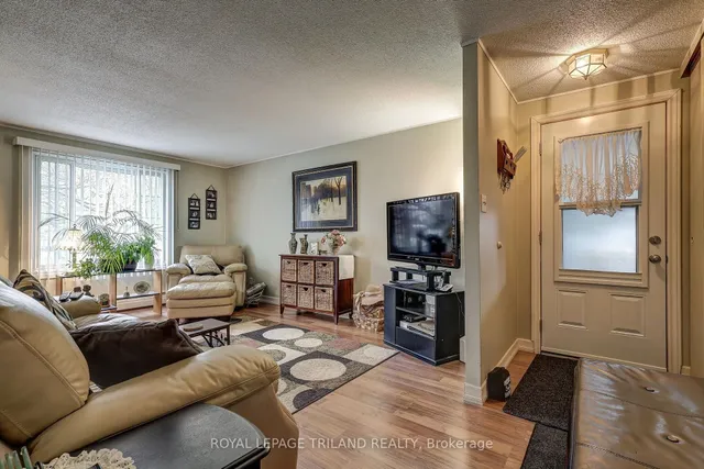 58 VANBUSKIRK Dr, St. Thomas 4