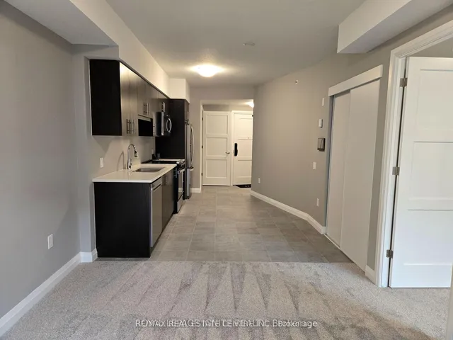 93 Arthur St #810, Guelph 3