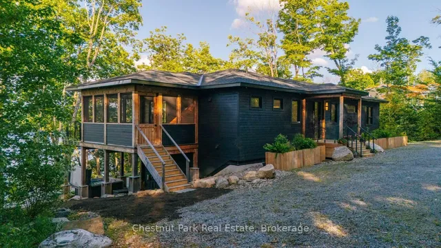 22 Long And Winding Rd, Seguin 2