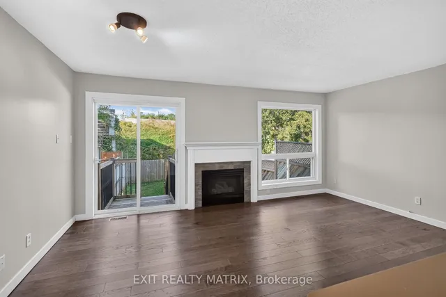 2043 Avenue O, Ottawa 5